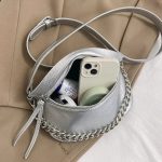 Style femme argenté sac banane