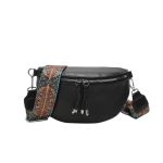 sac ceinture noir élégant